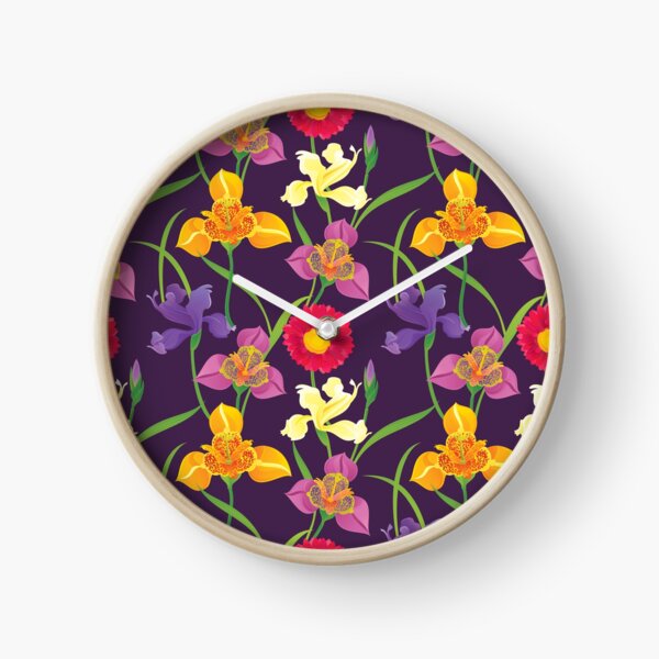 Tigridia, Iris, Daisy Pattern Clock