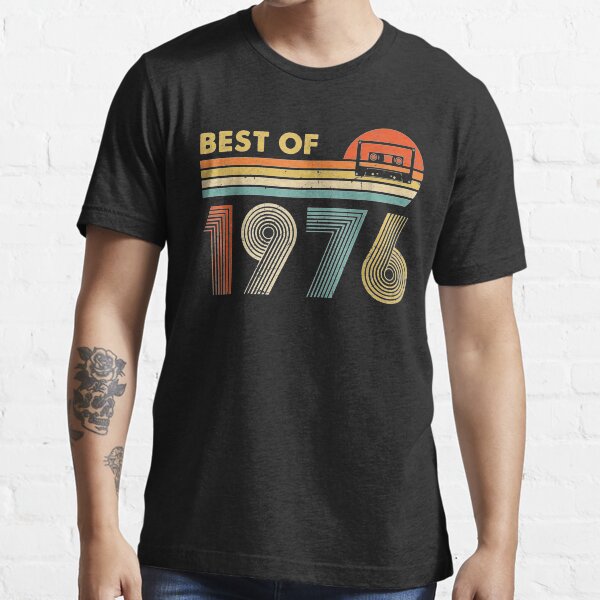 Vintage Best Of 1976 43rd birthday Gift Retro Cassette Tape Essential T-Shirt