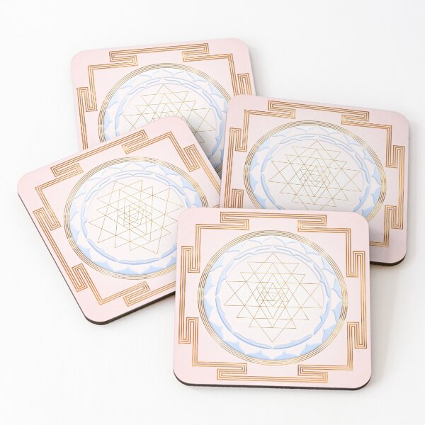Artikelvorschau, Shree Yantra Heilige Geometrie Mit Blauen Lotusblüten Und Gold In Einem Weichen, Warmen Schein entworfen und verkauft von TJ Devadatta Best.