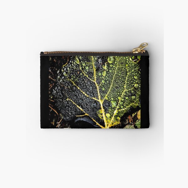 Item preview, green leaf contrast designed and sold by Natalie Stark.