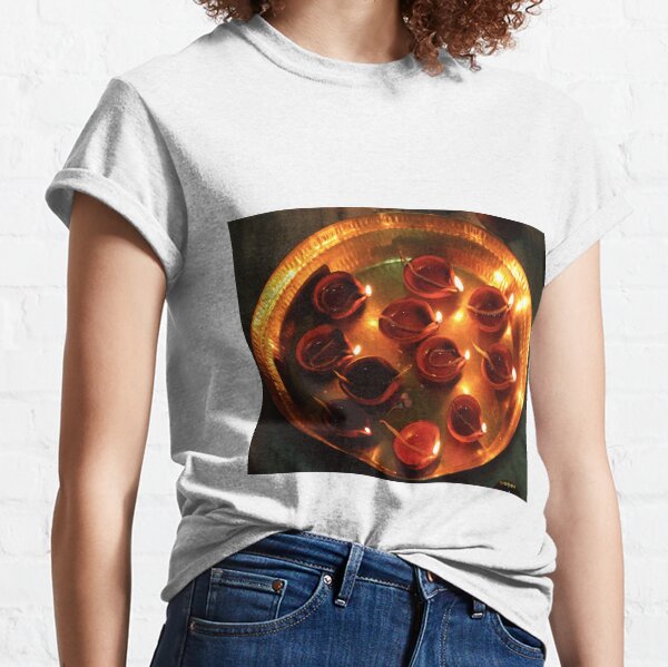 ./.. Classic T-Shirt