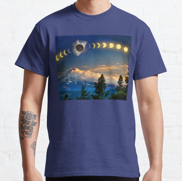 Solar Eclipse of Aug 21, 2017 as visualized above Mt. Hood Classic T-Shirt