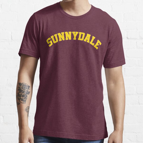 SUNNYDALE Essential T-Shirt
