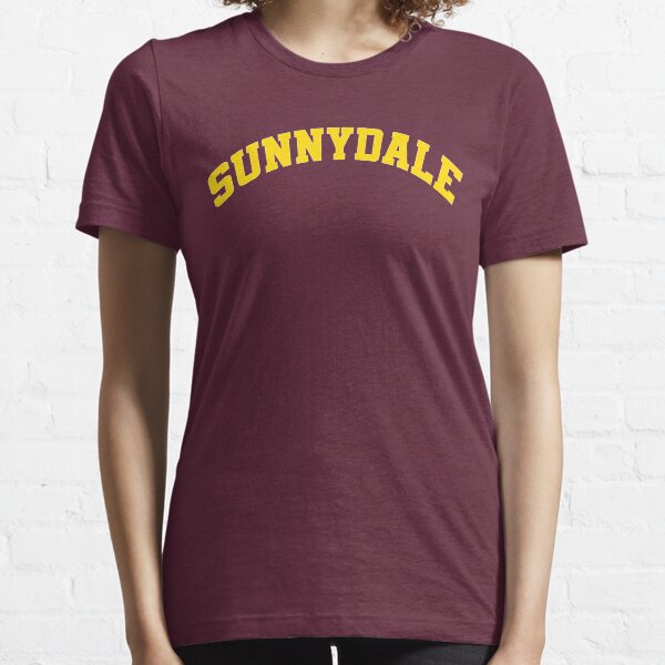 SUNNYDALE Essential T-Shirt