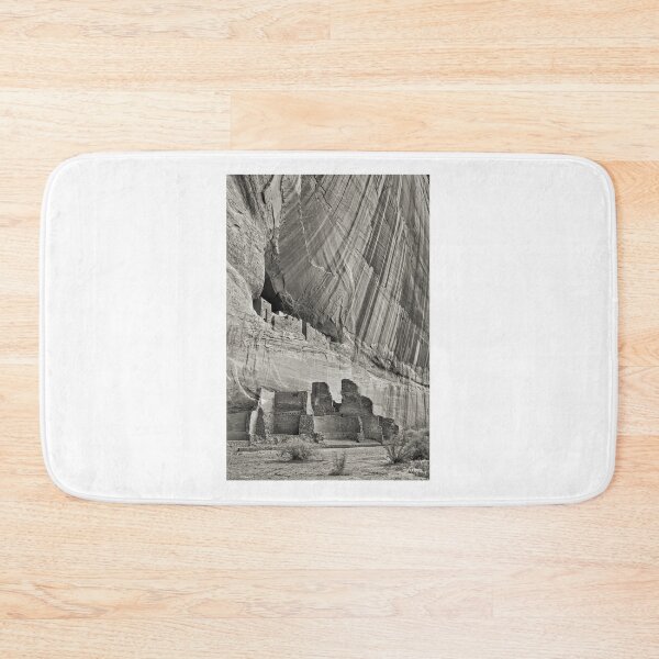 Item preview, White House No. 1 B+W designed and sold by Gerard Fornarotto.