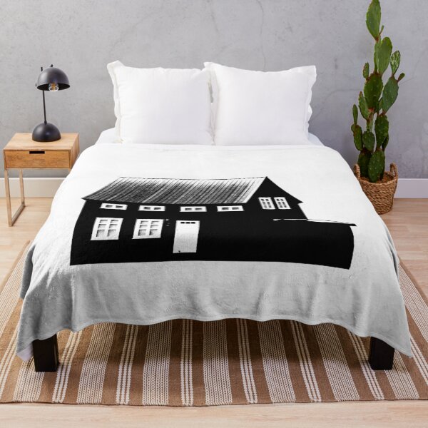 Artikelvorschau, BLACK HOUSE IN ICELAND 1 by Monika Strigel entworfen und verkauft von SunlightStudios.