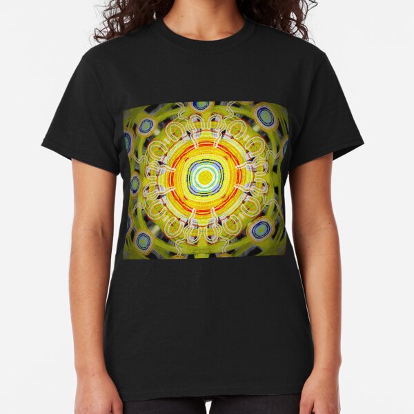 Yellow campfire dreaming Classic T-Shirt