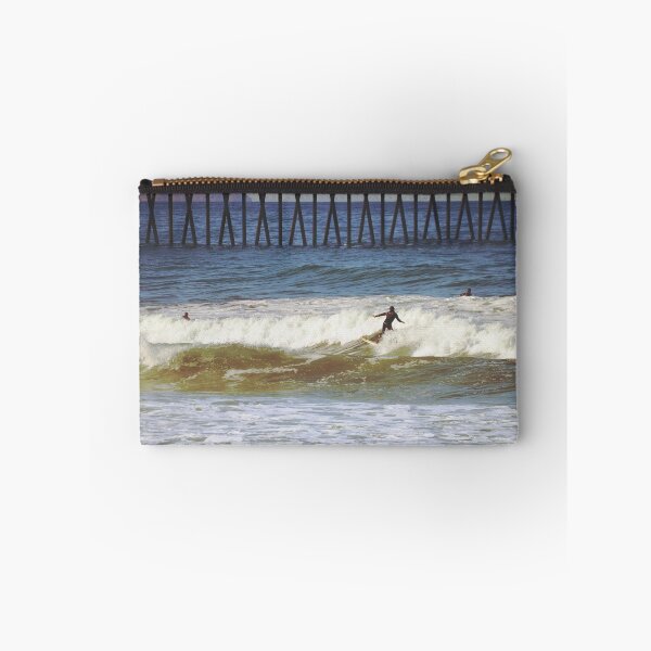 Aperçu de l'œuvre Surfer sur Imperial Beach, Californie ~ États-Unis créée et vendue par Lynn  Marie Sharp.