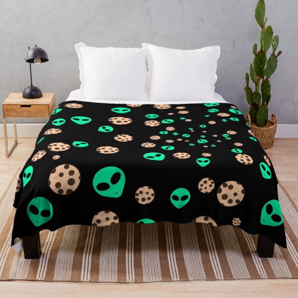 Item preview, Aliens and Chocolate Chip Cookies in space designed and sold by Fireflies2344.