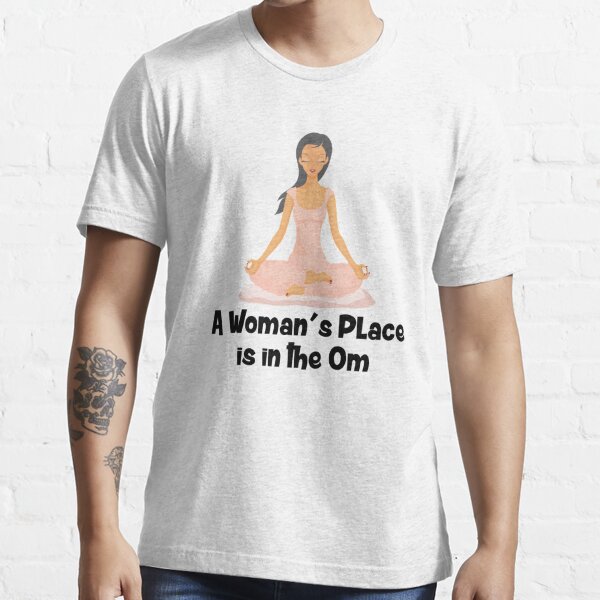 Funny Yoga Shirt - Never Underestimate The Power Of A Woman With A