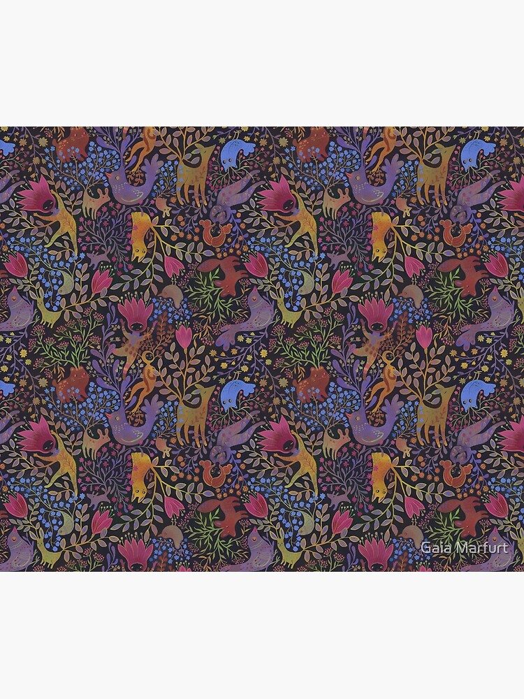 Jewel tone design in dark background by gaiamarfurt