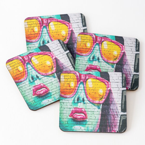 Artikelvorschau, London Souvenir Pop Art Die Frau Mit Sonnenbrille Wandgemälde Graffiti Art entworfen und verkauft von mamazita.