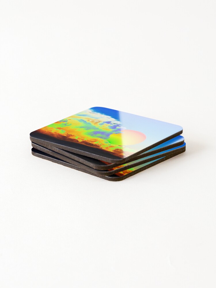 Aperçu 4 sur 5. Dessous de verre (lot de 4) avec l'œuvre Nuages infrarouges créée et vendue par nextlevelFS.