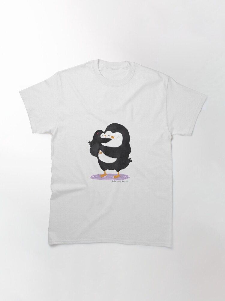 Alternate view of Dad Penguin with his daughter penguin Classic T-Shirt