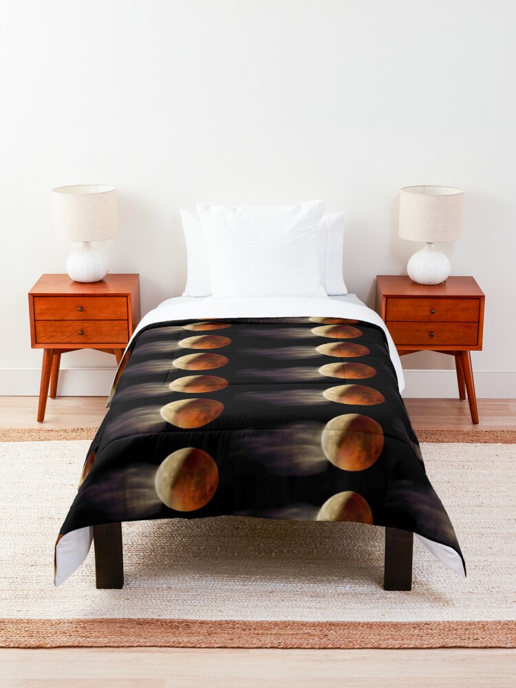 Alternate view of Lunar Eclipse with Cloud, Comforter