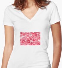 Hearts and Kisses Shirt mit V-Ausschnitt
