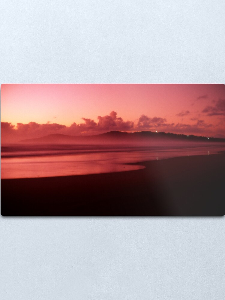 Alternate view of Pinatubo-coloured sunrise Metal Print
