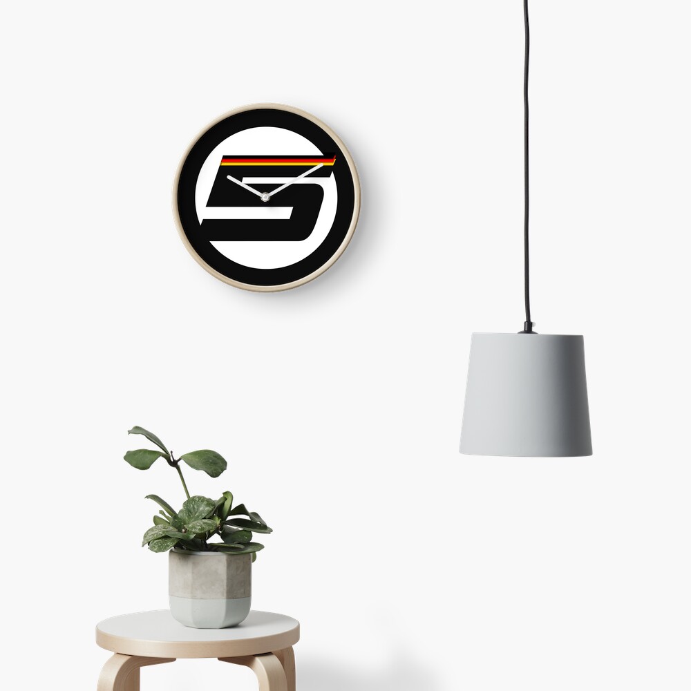 German '5' logo - small Clock