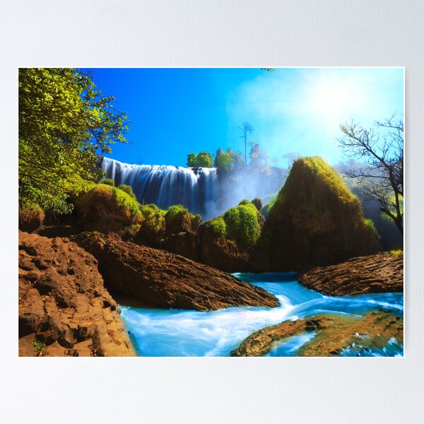 Aperçu de l'œuvre Elephant waterfall créée et vendue par MotHaiBaPhoto Dmitry & Olga.