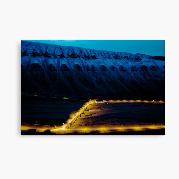 Huset at Night Canvas Print