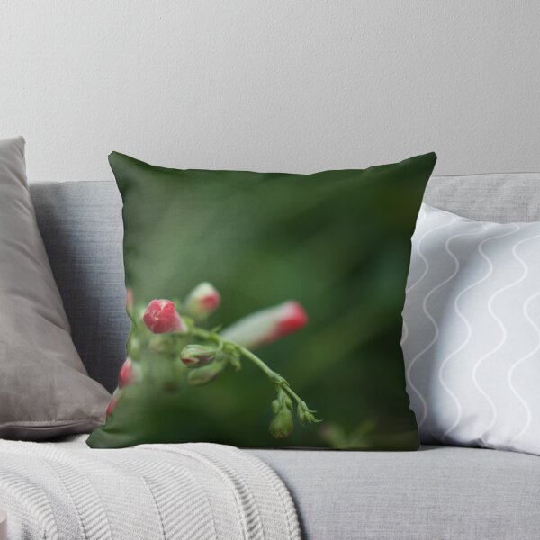 Item preview, flowers designed and sold by Yvonne Segda.