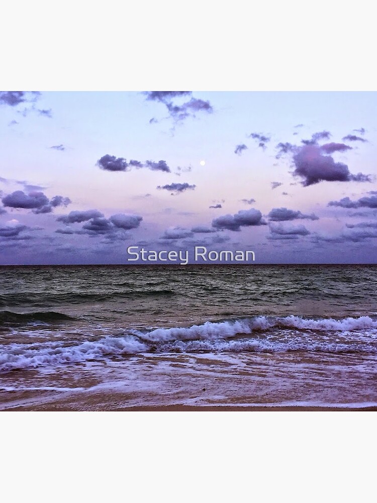 Quiet Moon by staceyroman
