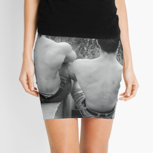 Minirocke Nackt Bodybuilder Redbubble