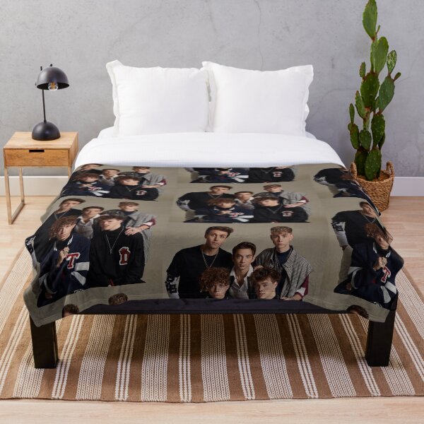 lar3 Why ry Don't ss We some tour Throw Blanket