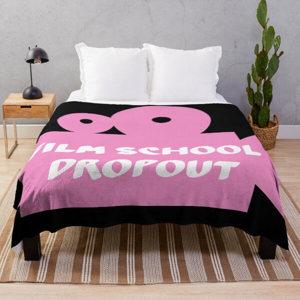 Artikelvorschau, Film School Dropout - Camera - Pink entworfen und verkauft von MOREDANKMEMES.