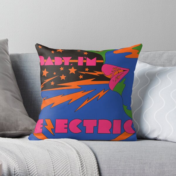 I’m electric Throw Pillow