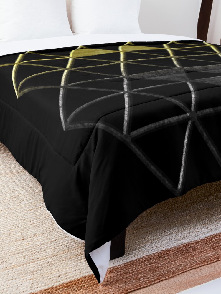 Alternate view of A Link Between Triforces Comforter