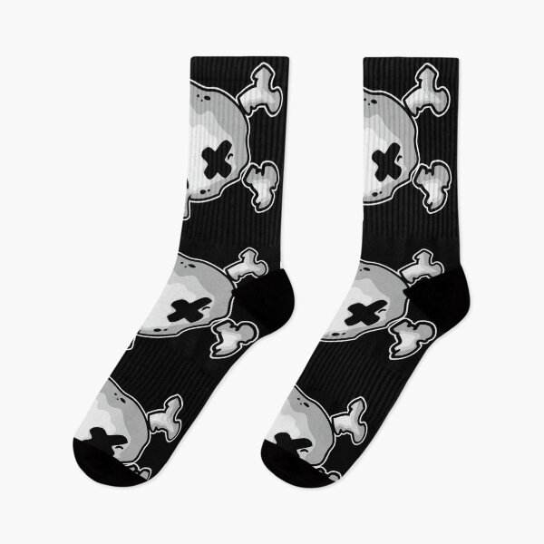 Item preview, pirate skull designed and sold by manuvila.