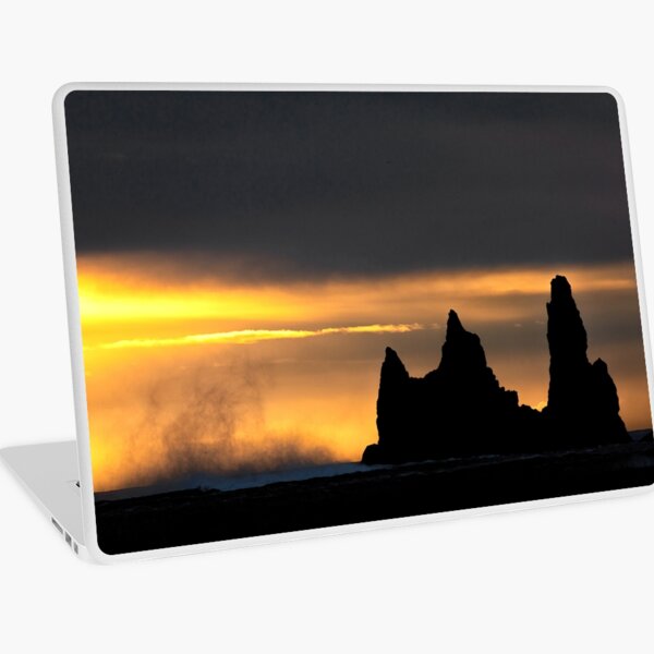 Reynisdrangar Laptop Skin