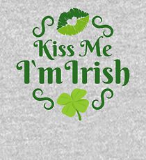 Kiss Me I'm Irish Emoji JoyPixels Love Ireland Kids Pullover Hoodie