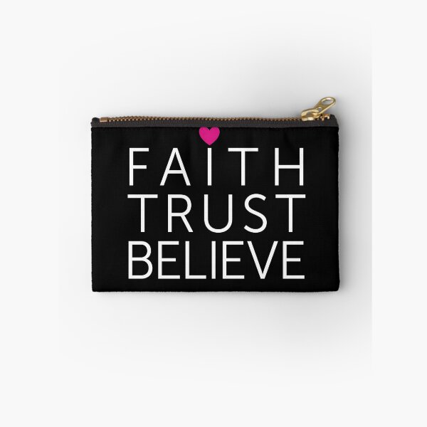 Artikelvorschau, Faith Trust Glaube an Weiß mit rosa Herzen entworfen und verkauft von ElaineCallahan.