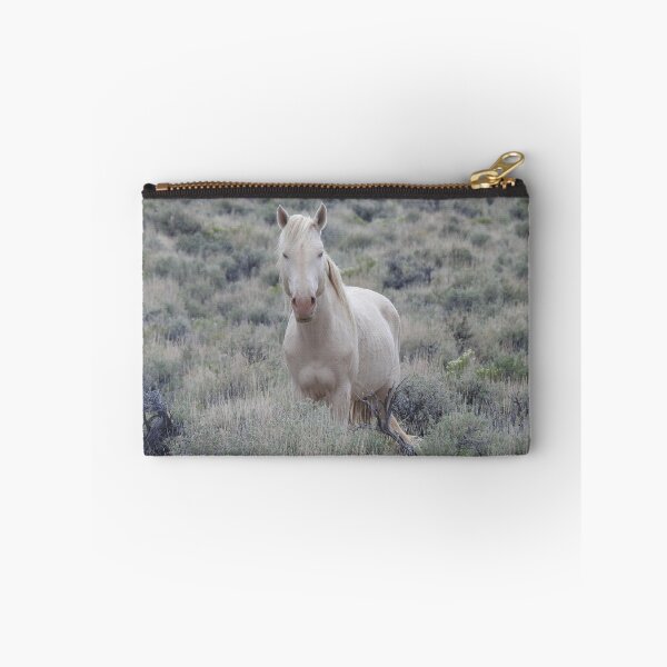 Artikelvorschau, Wild Horse, Hengst, Wildtiere, Natur, Geschenke entworfen und verkauft von Sandra O'Toole.