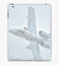 Er hielt freundlich für mich iPad-Hülle & Klebefolie