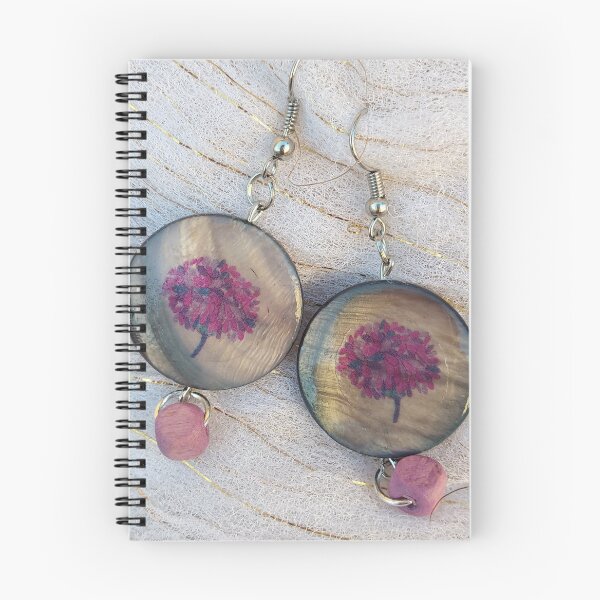 Item preview, Flores de trébol y trébol designed and sold by Fuffibubbles.