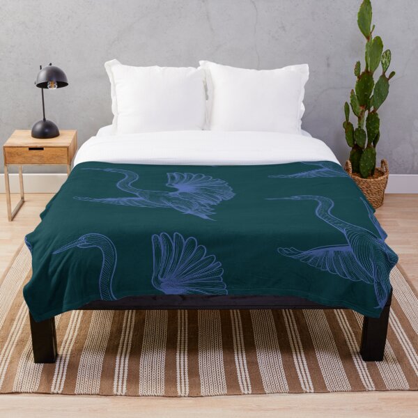 Egret flight Throw Blanket