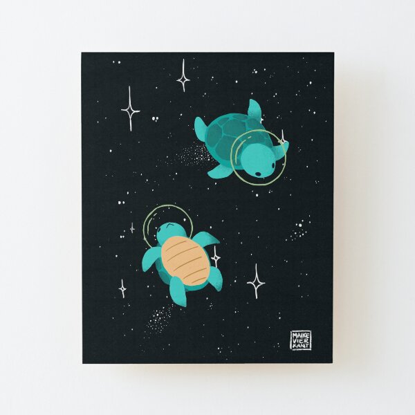 Space Turtles Aufgezogener Druck auf Holz