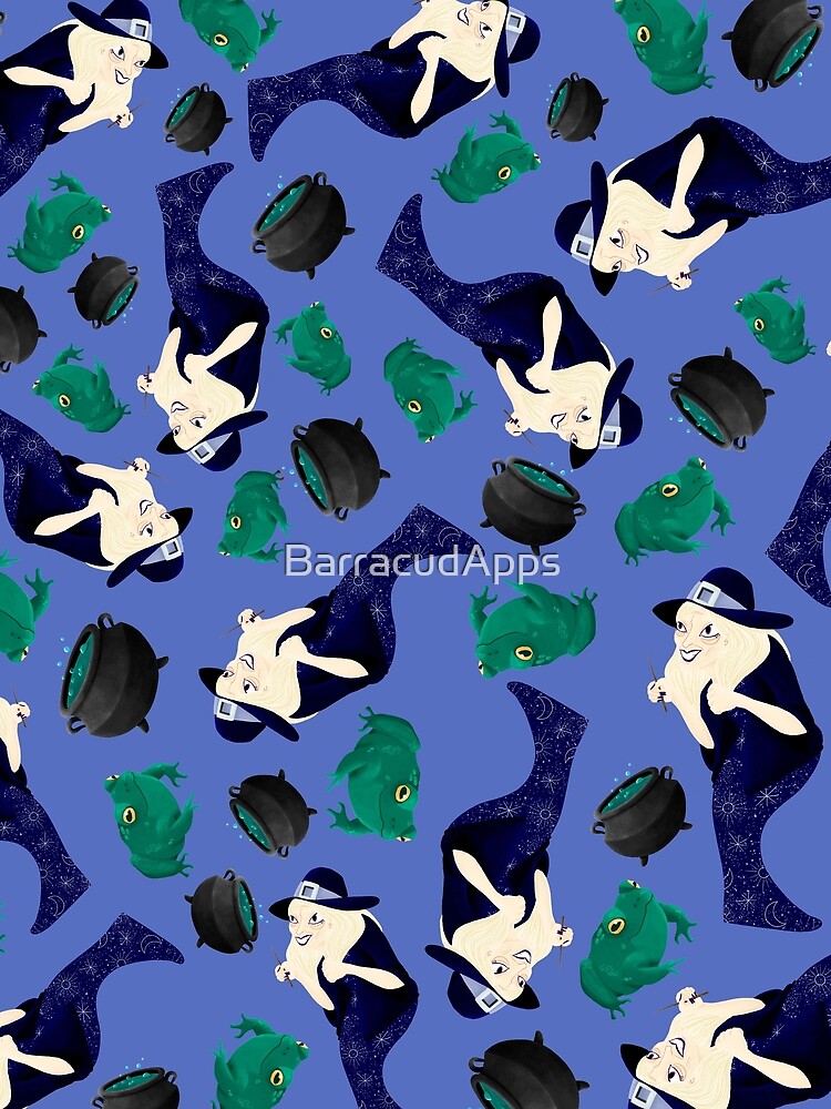 Aperçu 5 sur 5. T-shirt graphique avec l'œuvre Sorcière Âgée créée et vendue par BarracudApps.