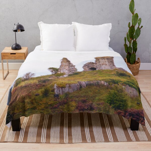 Item preview, Caisteal Maol (Kyleakin, Isle of Skye) designed and sold by Yannik Hay.