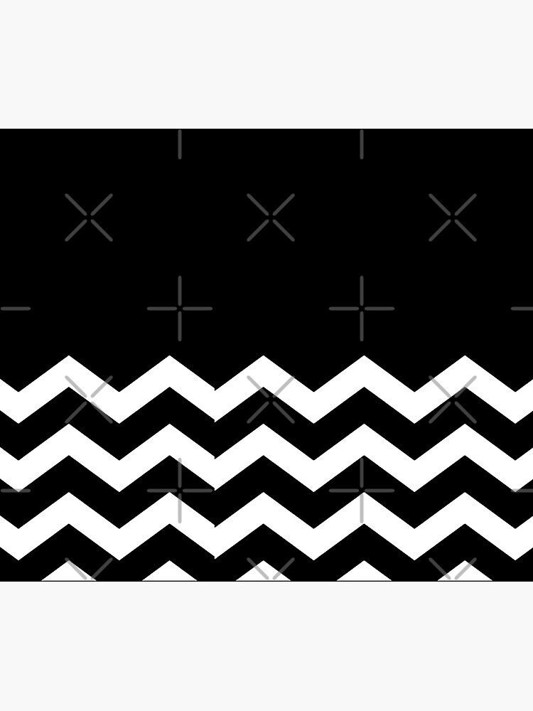 Discover WHITE AND BLACK CHEVRON ZIG ZAG  HALF TONE PATTERN - BY OZCUSHIONSTOO Duvet Cover