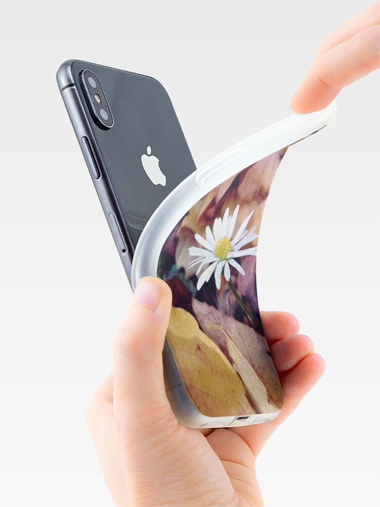 Alternative Ansicht von Gänseblümchen im Herbst iPhone-Hülle & Cover