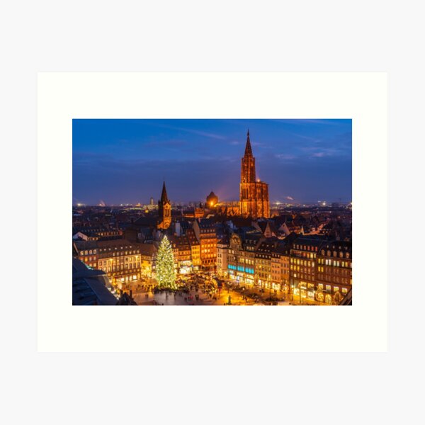 Grand sapin de noël et la Cathédrale de Strasbourg Impression artistique