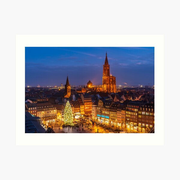 Grand sapin de noël et la Cathédrale de Strasbourg Impression artistique