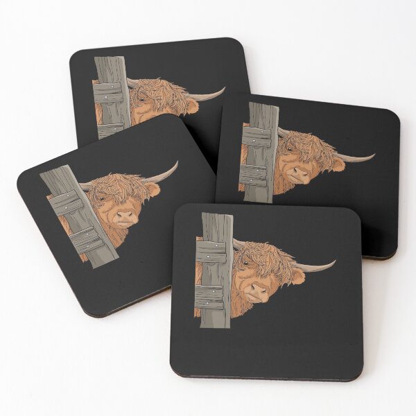 Aperçu de l'œuvre Scottish Highland Cow Spirit Animal Highland Cow Gifts créée et vendue par DSWShirts.