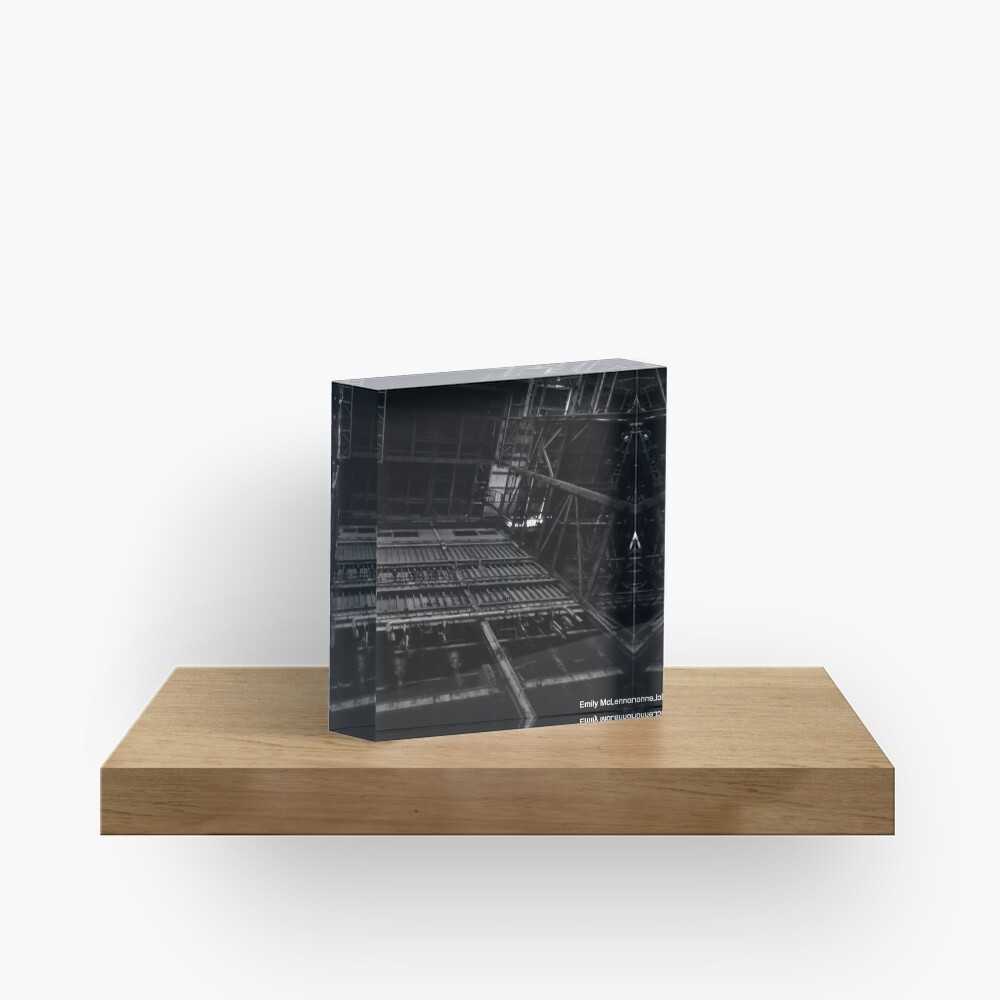 The Hearn Acrylic Block