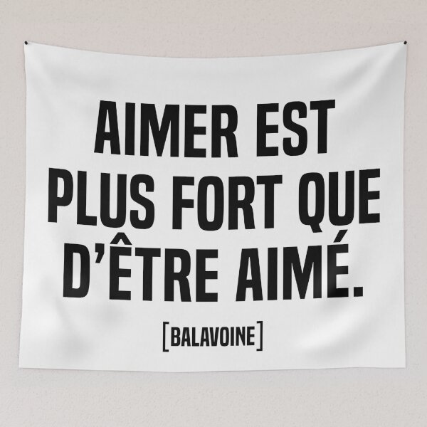 Aperçu de l'œuvre Aimer est plus fort que d'être aimé. créée et vendue par fourretout.