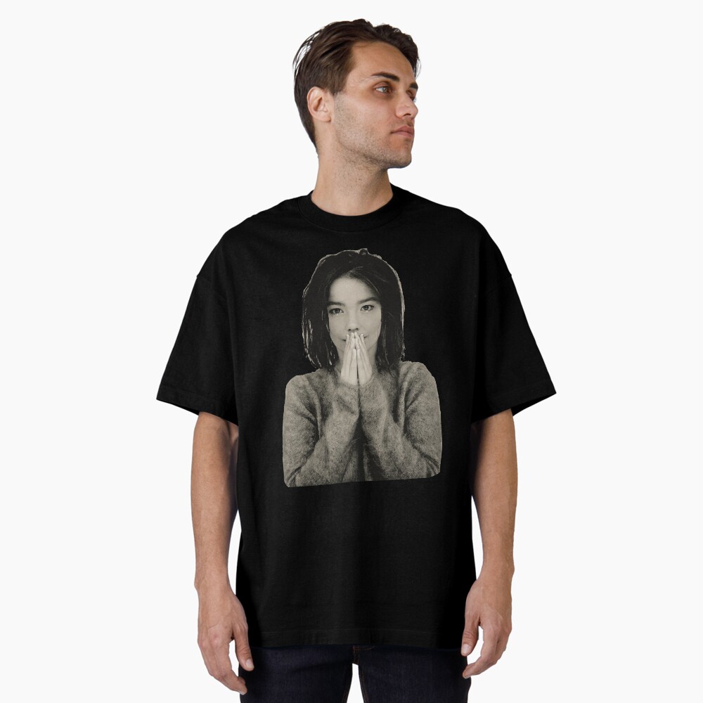 Artikel-Vorschau von Oversized T-Shirt, designt und verkauft von isaacfigalf07.